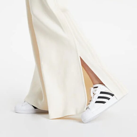 Brand New adidas Adicolor Clean Classics Pants - Picture 4 of 10